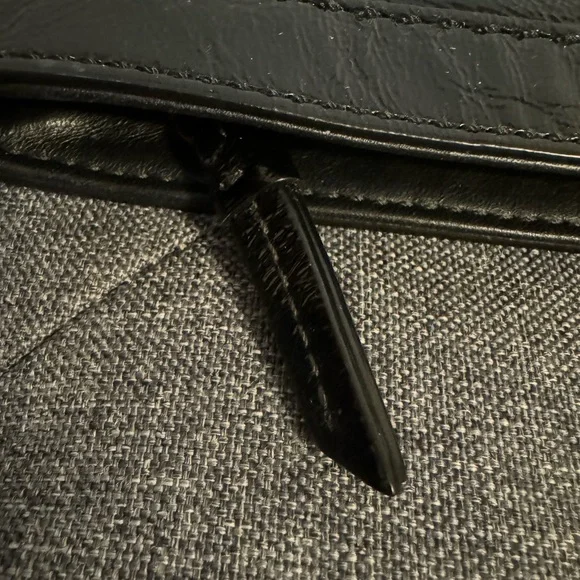 Coach Vintage Patent Leather Clutch Wristlet - Picture 4 of 5